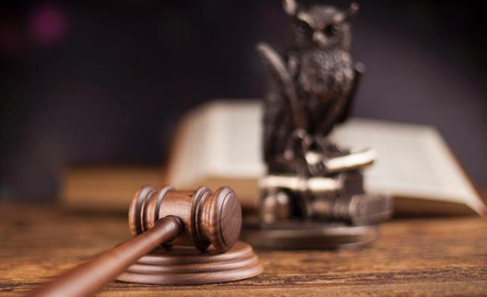 Sędzia ukarana naganą za uzupełnianie podpisanego protokołu