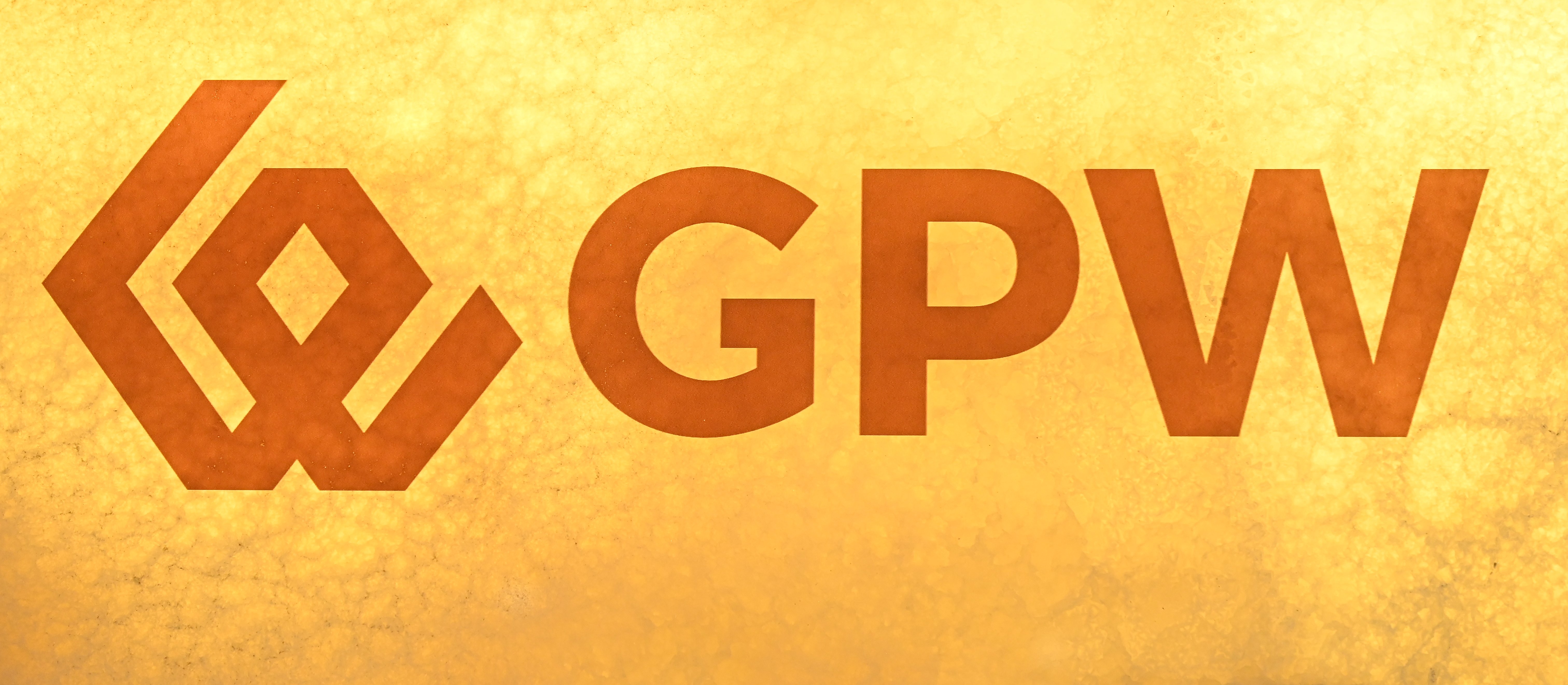 Na naszej giełdzie pogłębienie dywergencji między gigantami i maluchami