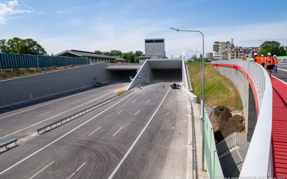 Tunel pod Ursynowem z odcinkowym pomiarem prędkości