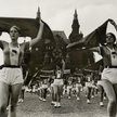 Dziewczęta z chustami, 1935 r.