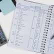 Księga przychodów i rozchodów: rozpoczynający działalność gospodarczą nie muszą już zawiadamiać o pr