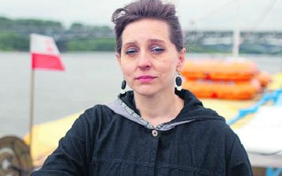 Klara Kopcińska już niejednokrotnie podejmowała próby ożywienia rzeki przez sztukę. W ubiegłych lata