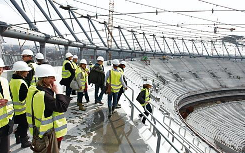 Sponsor Stadionu Narodowego zostanie wybrany spośród pięciu wielkich firm kontrolowanych przez państ