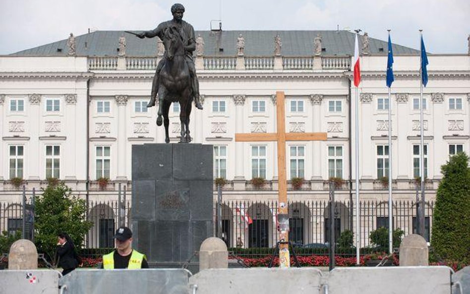 Komitet obrony krzyża o dialogu