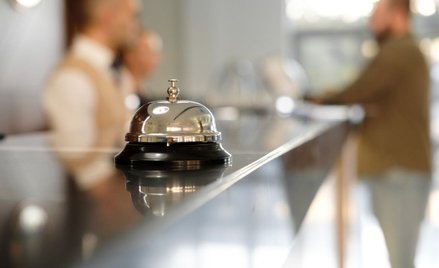 IGHP: Po wakacjach hotele dalej pod kreską
