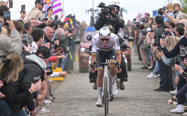 Mathieu Van der Poel po raz drugi wygrał Paryż – Roubaix