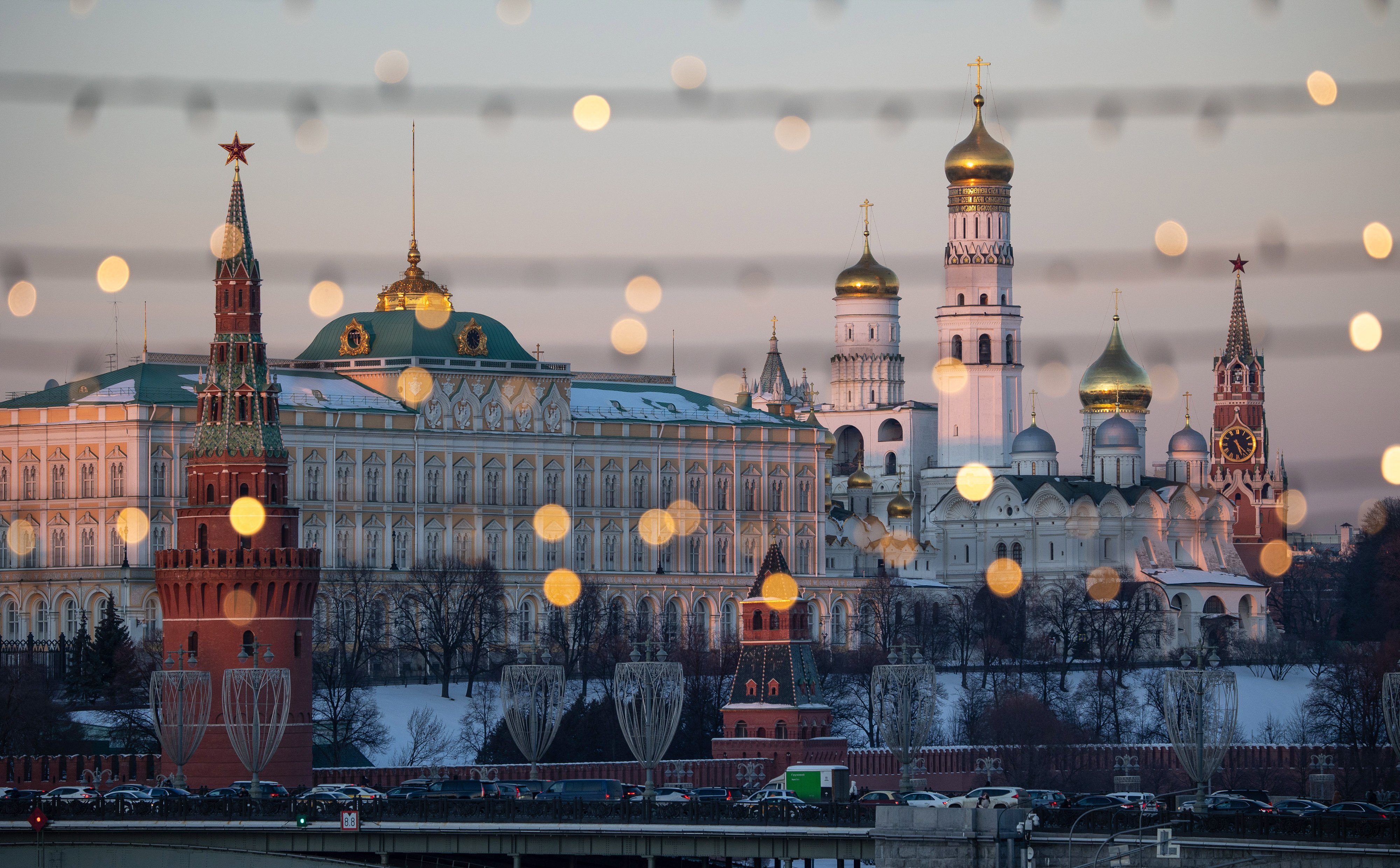 Władimir Putin utajnił wszystko: gospodarkę, naukę, politykę. Szykuje wielki pobór