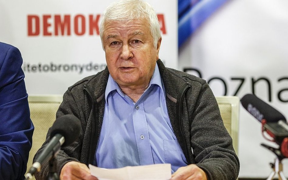 Łoziński: Cham nie wie, co to mezony, ale może dać w mordę