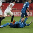 Sergio Ramos trafia do własnej bramki i pudłuje z karnego