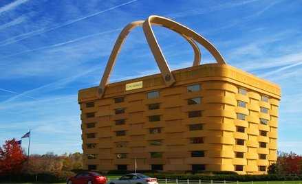 Wybudowana w 1997 r., dawna siedziba firmy Longaberger Company stanowi wierną, zmaksymalizowaną kopi