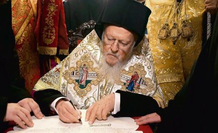 Patriarcha Konstantynopola Bartłomiej nadał autokefalię ukraińskiej Cerkwi 5 stycznia 2019 r. w Stam