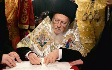 Patriarcha Konstantynopola Bartłomiej nadał autokefalię ukraińskiej Cerkwi 5 stycznia 2019 r. w Stam