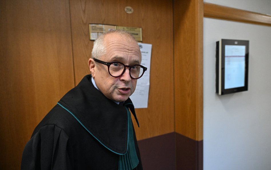 Mecenas Jacek Dubois