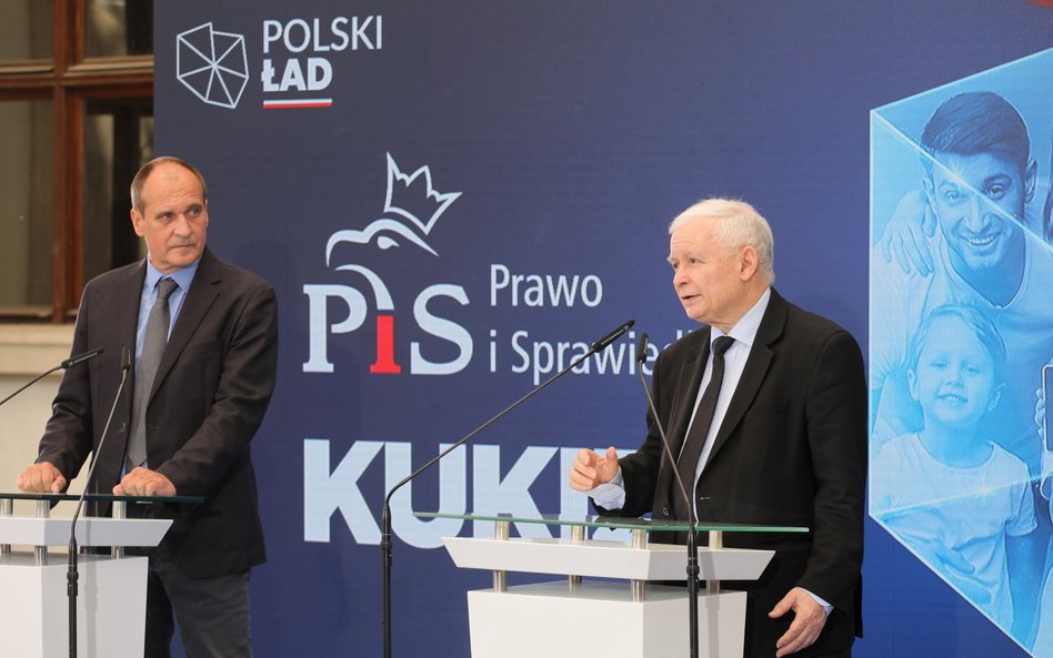 Prezes PiS Jarosław Kaczyński oraz lider Kukiz'15 Paweł Kukiz