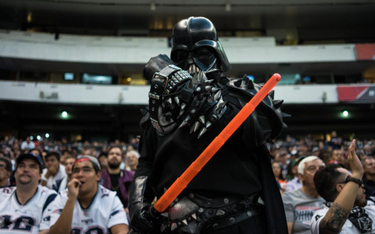 Oryginalny kostium Dartha Vadera na aukcji. Będzie rekord?
