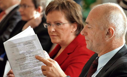Minister zdrowia Ewa Kopacz wymieniła już dwóch swoich zastępców, w resorcie Zbigniewa Ćwiąkalskiego