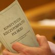 Opozycja raczej nie poprze apelu premiera o zmianę Konstytucji