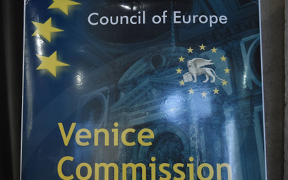 Logo Komisji Weneckiej