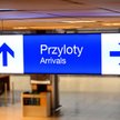 Co z maseczkami na lotnisku i w samolocie - ważny komunikat dla pasażerów