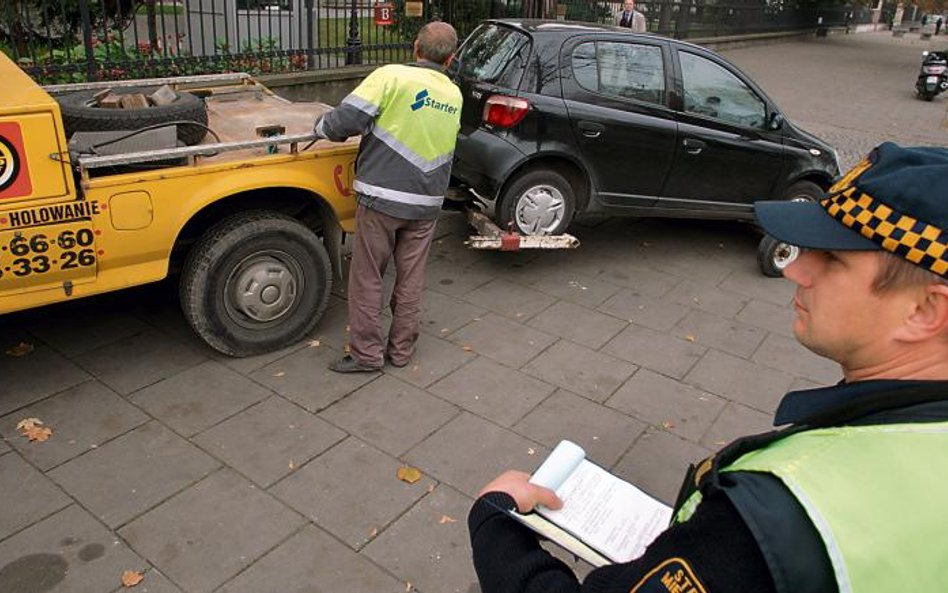 W 2010 roku na zlecenie straży odholowano 11 771 samochodów