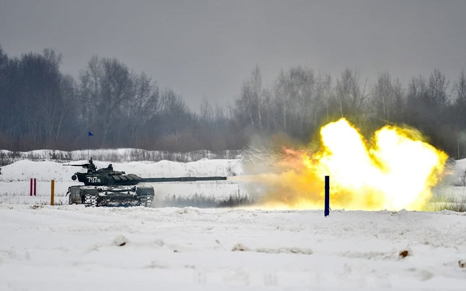 Czołg T-72B3 na poligonie. Fot./Ministerstwo Obrony FR.