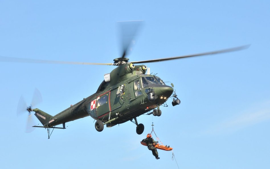 Poszukiwawczo-ratowniczy śmigłowiec W-3RL Sokół w akcji. Fot./Andrzej Kiński.