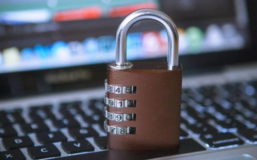 Zapewnienie bezpieczeństwa w cyberprzestrzeni to obecnie jedno z najwazniejszych zadań MON