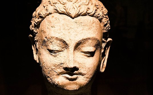 Jedna z wielu podobizn Buddy zgromadzonych w kabulskim muzeum.