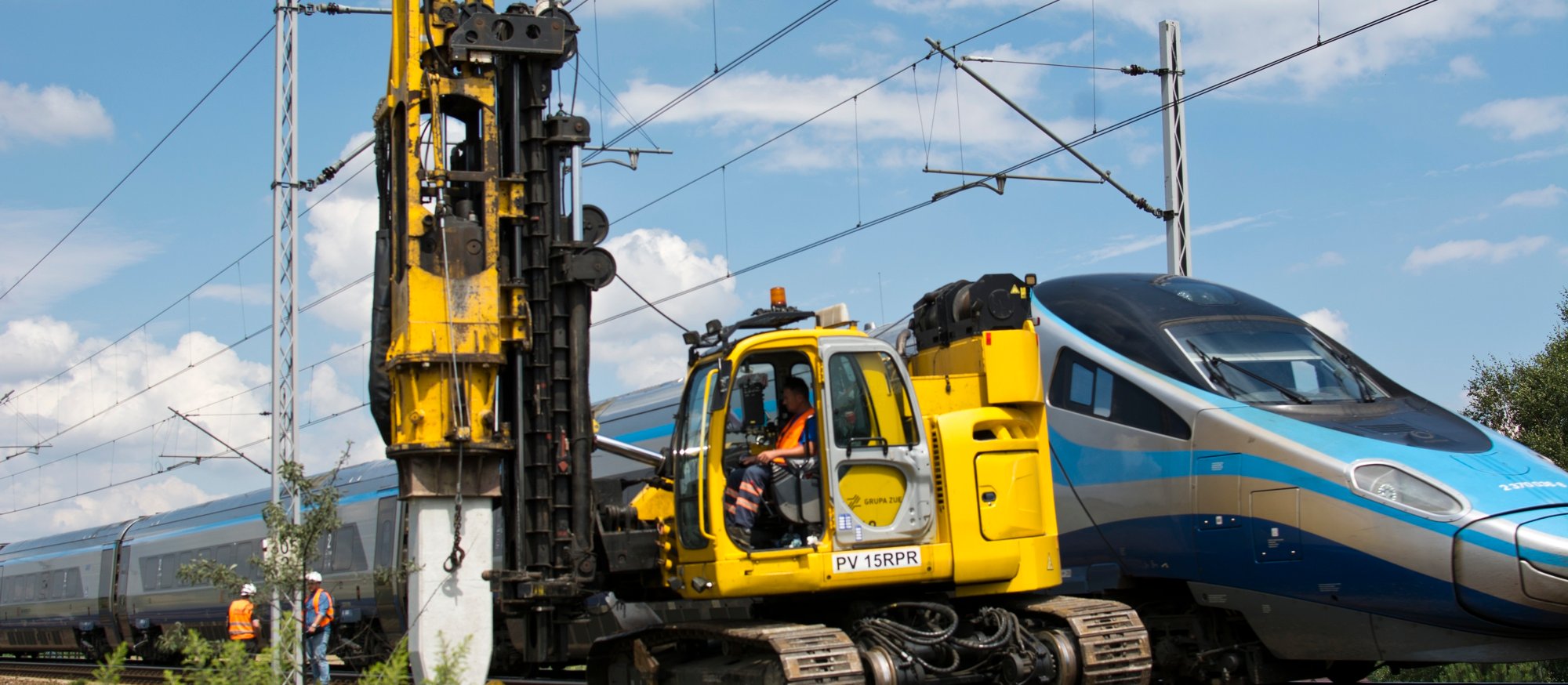 ZUE z dużym kontraktem kolejowym, Mirbud z mniejszym, ale ważnym