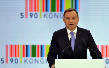 Prezydent Andrzej Duda uczestniczy w Kongresie 590 w podrzeszowskiej Jasionce
