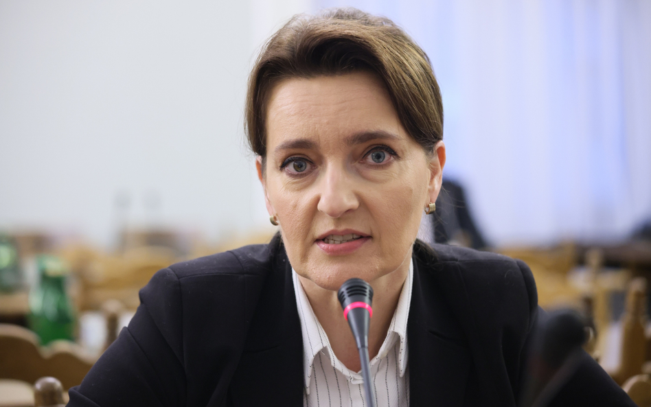 Marzena Okła-Drewnowicz - minister do spraw polityki senioralnej.