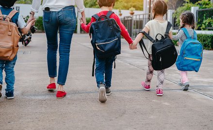 ZUS radzi, jak zapewnić małemu dziecku opiekę na czas strajku nauczycieli