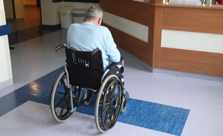 Pandemia wymusza zmiany w opiece nad najsłabszymi