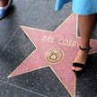 Hollywood: Zniszczona gwiazda Cosby'ego. "Seryjny gwałciciel"