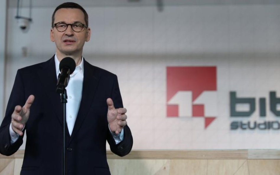 Premier Mateusz Morawiecki odwiedził siedzibę 11 bit studios