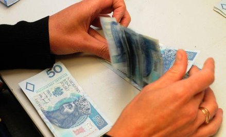 Wyższe zasiłki z pomocy społecznej i więcej uprawnionych