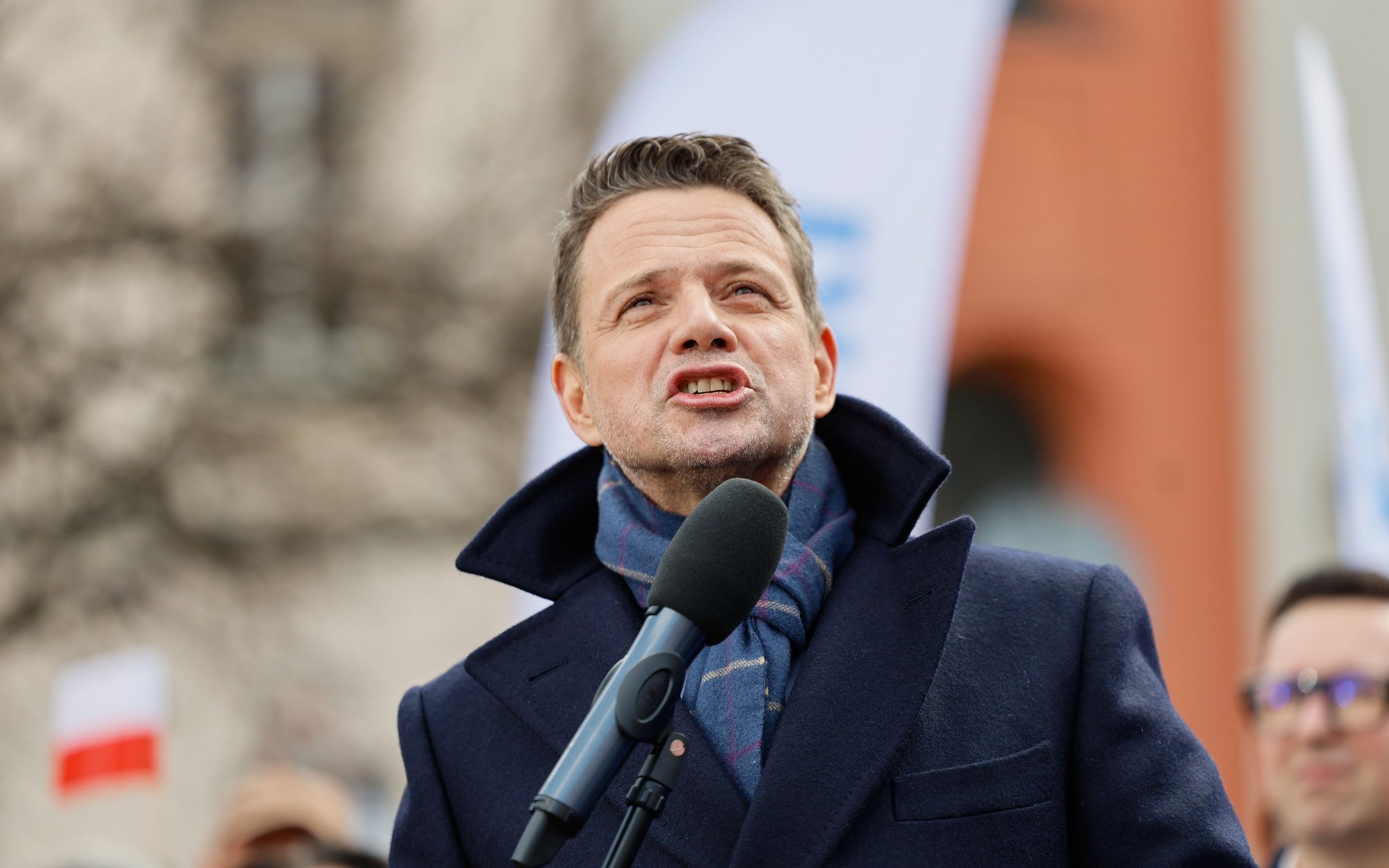 Smerf Gospodarz wzywa na debatę Karola Nawrockiego: Niech się pan skupi