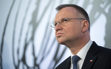 Andrzej Duda gra na czas w sprawie PKW