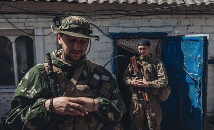 Rząd nie chce odstąpić od karania polskich ochotników walczących na Ukrainie bez wymaganej zgody