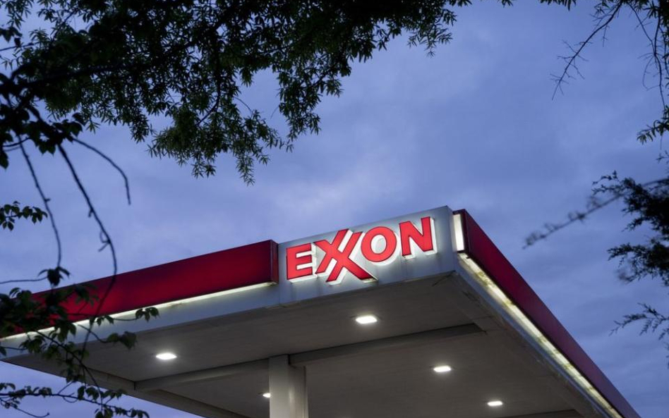 Exxon zdetronizowany po raz pierwszy od ponad 100 lat