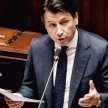 W środku pandemii premier Giuseppe Conte ma tak trudne zadanie, że nawet lider Ligi Matteo Salvini n