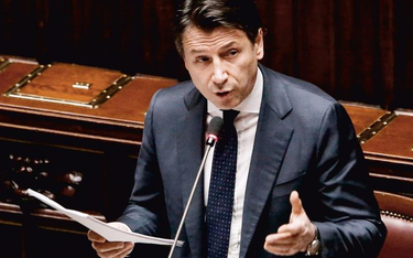 W środku pandemii premier Giuseppe Conte ma tak trudne zadanie, że nawet lider Ligi Matteo Salvini n