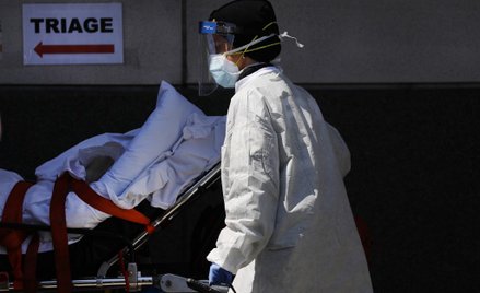 Nowy Jork: Większa dobowa liczba nowych przypadków. "Zły znak"