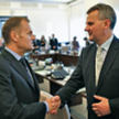 Donald Tusk wycofał się ze swojej zapowiedzi dymisji Aleksandra Grada, przed którym jeszcze transakc