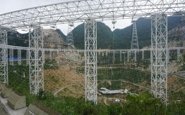 Chiny: Teleskop, który ma szukać życia w kosmosie, rozpoczyna działanie