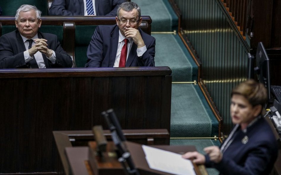 "Obecna władza nie więcej niż dwa lata"