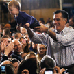 Mitt Romney nadal uważany jest za najpoważniejszego kandydata republikanów i zabiega o poparcie na w