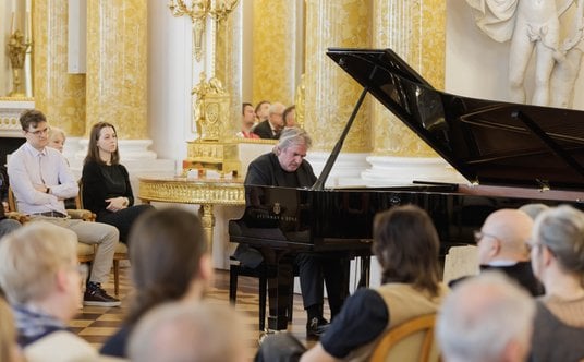 Festiwalowy recital Barry'ego Douglasa