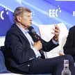 Leszek Balcerowicz udziela wywiadu w czasie EKG