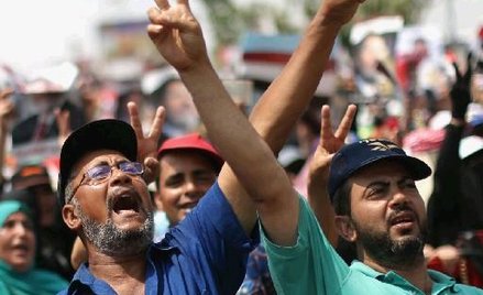 Liderzy Bractwa Muzułmańskiego nawołują zwolenników obalonego w zeszłym tygodniu prezydenta Mohameda